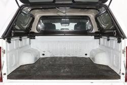2022 Isuzu D-MAX LS-M