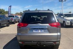 2015 Mitsubishi Challenger LS