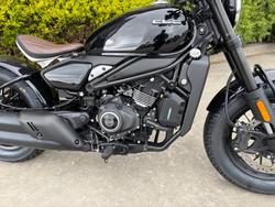 2025 CFMOTO 450 CL-C BOBBER