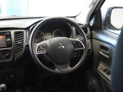 2017 Mitsubishi Triton GLX