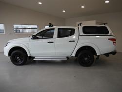 2017 Mitsubishi Triton GLX