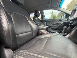 2013 Hyundai Santa Fe Highlander DM MY14 4X4 On Demand Creamy White