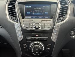 2013 Hyundai Santa Fe Highlander DM MY14 4X4 On Demand Creamy White