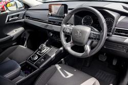 2024 Mitsubishi Outlander ES