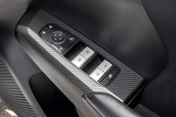 2024 Mitsubishi Outlander ES