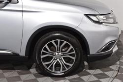 2017 Mitsubishi Outlander LS Safety Pack