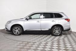 2017 Mitsubishi Outlander LS Safety Pack