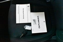 2017 Mitsubishi Outlander LS Safety Pack