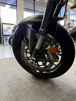 2024 DUCATI STREETFIGHTER V2 Red