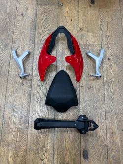 2024 DUCATI STREETFIGHTER V2 Red