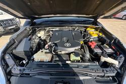 2017 Toyota Hilux SR5