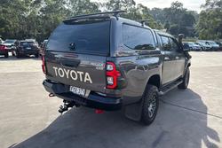 2017 Toyota Hilux SR5
