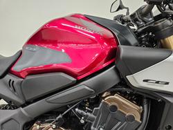 2024 Honda CB650R Red