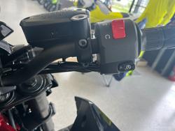 2024 Kawasaki Z900 (ZR900) RED