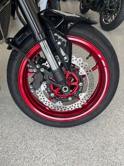 2024 Kawasaki Z900 (ZR900) RED