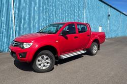 2014 Mitsubishi Triton GLX