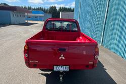 2014 Mitsubishi Triton GLX