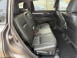 2014 TOYOTA KLUGER GXL (4x2) GSU50R Grey