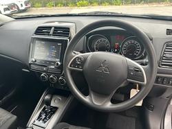 2024 Mitsubishi ASX ES