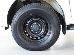 2022 Toyota Hilux SR