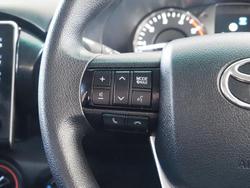 2022 Toyota Hilux SR