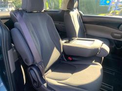 2024 Kia Carnival S