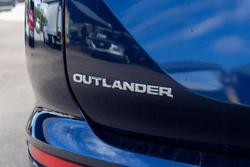 2024 Mitsubishi Outlander LS