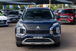 2024 Mitsubishi Outlander LS