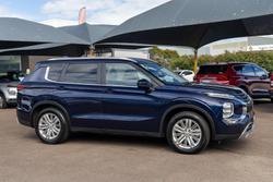 2024 Mitsubishi Outlander LS