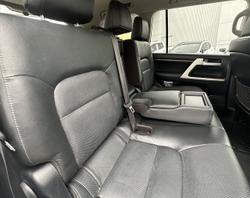 2020 Toyota Landcruiser VX