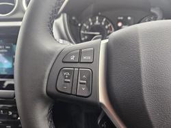 2025 Suzuki Vitara Turbo Hybrid