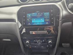 2025 Suzuki Vitara Turbo Hybrid