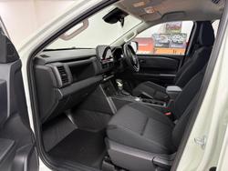 2026 Nissan Navara SL