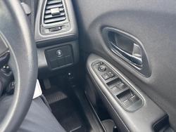 2015 Honda HR-V VTi