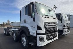 2025 Isuzu F Series FYJ 320-255 AT R60