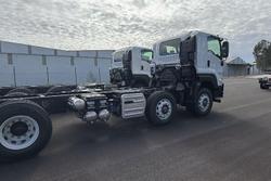 2025 Isuzu F Series FYJ 320-255 AT R60