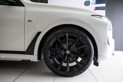 2022 BMW X7 xDrive40d M Sport