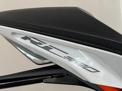 2021 KTM RC 390 RC Orange