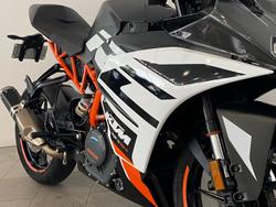 2021 KTM RC 390 RC Orange