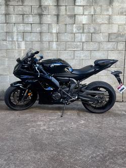 2023 Yamaha YZF-R7LA Black