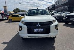 2024 Mitsubishi Triton GLX