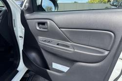 2024 Mitsubishi Triton GLX