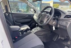 2024 Mitsubishi Triton GLX