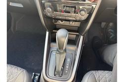 2025 Suzuki Vitara Turbo LY Series II Ivy/Black (A9N)