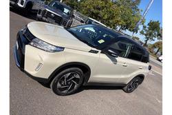 2025 Suzuki Vitara Turbo LY Series II Ivy/Black (A9N)
