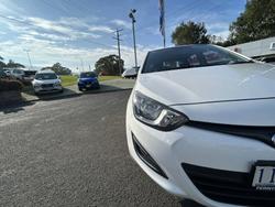 2015 HYUNDAI I20 Active