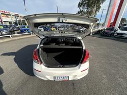 2015 HYUNDAI I20 Active