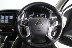 2024 Mitsubishi Pajero Sport GLX