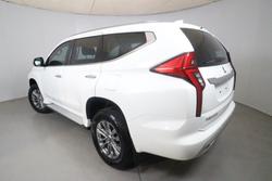 2024 Mitsubishi Pajero Sport GLX