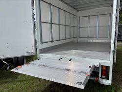 2025 Fuso Canter 515 Pantech White